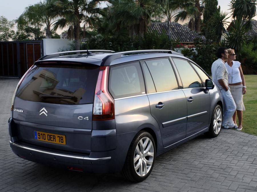  Citroen C4 Picasso 2006 года  (фото 131 из 155)